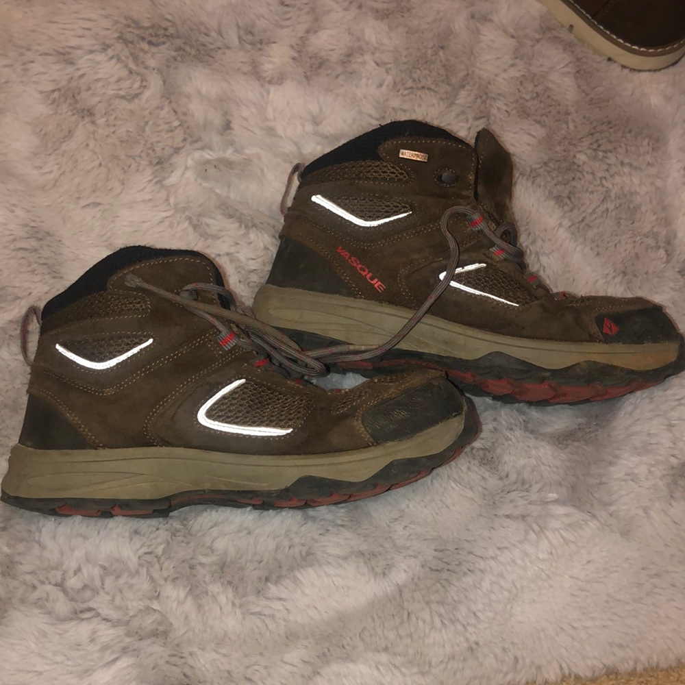 Vasque hiking boots